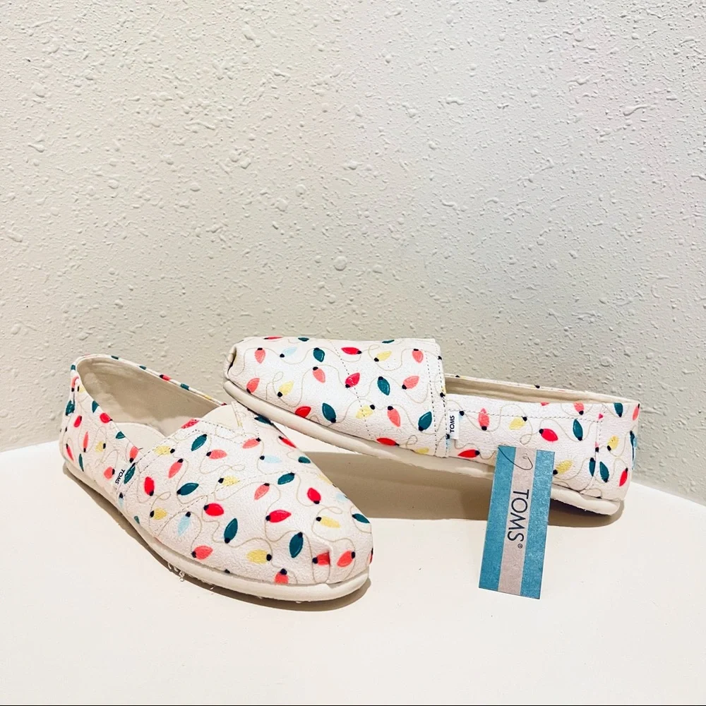 Toms Belmont Women’s Natural Tree Lights Print Flats Size 7.5 NWT